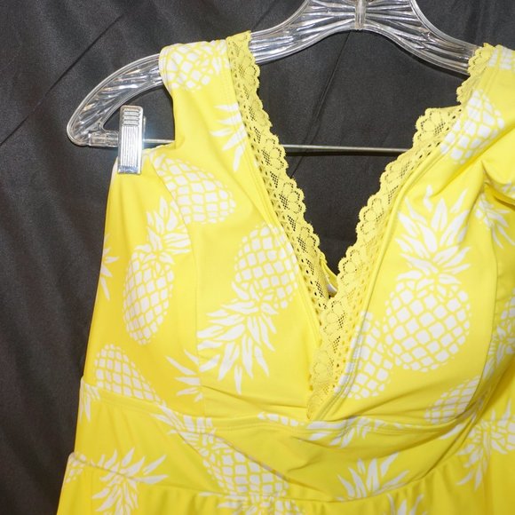 TORRID Graphic Pineapple Wireless Mid Lace Trimmed Skirted Swim Dress NWT 3X - Picture 5 of 15